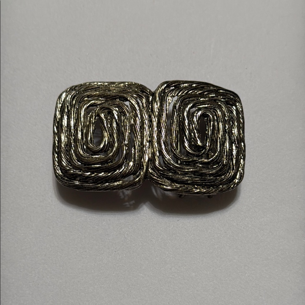 3/$18 GAY BOYER Elegant Silver Swirl BELT BUCKLE